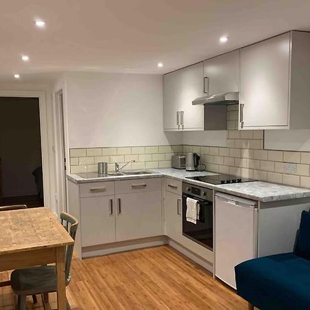 Ashcroft Apartment - Small Home Away From Home แอชเบอร์ตัน ภายนอก รูปภาพ